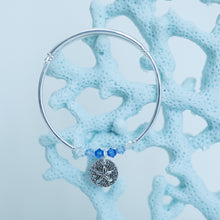 Load image into Gallery viewer, Sand Dollar Pewter Charm Bracelet
